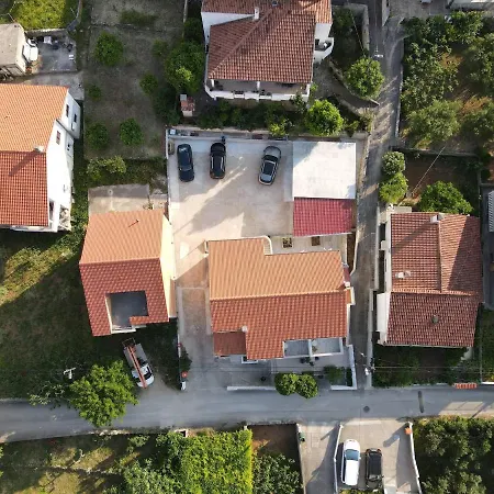 Sea View Mariane, 940 Preko